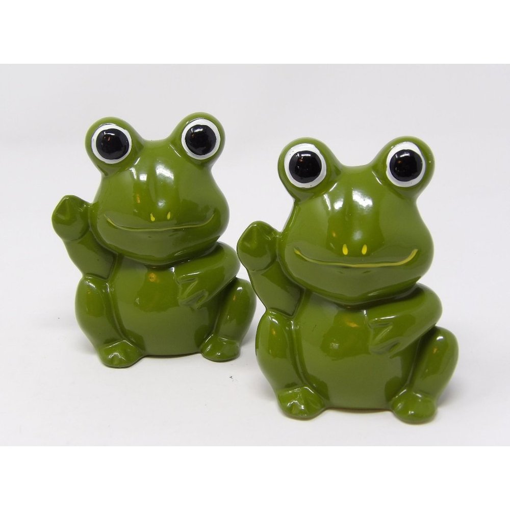 Vintage Tilso Japan Frog Salt & Pepper Shakers Set 4 1/4" H x3 1/2" W